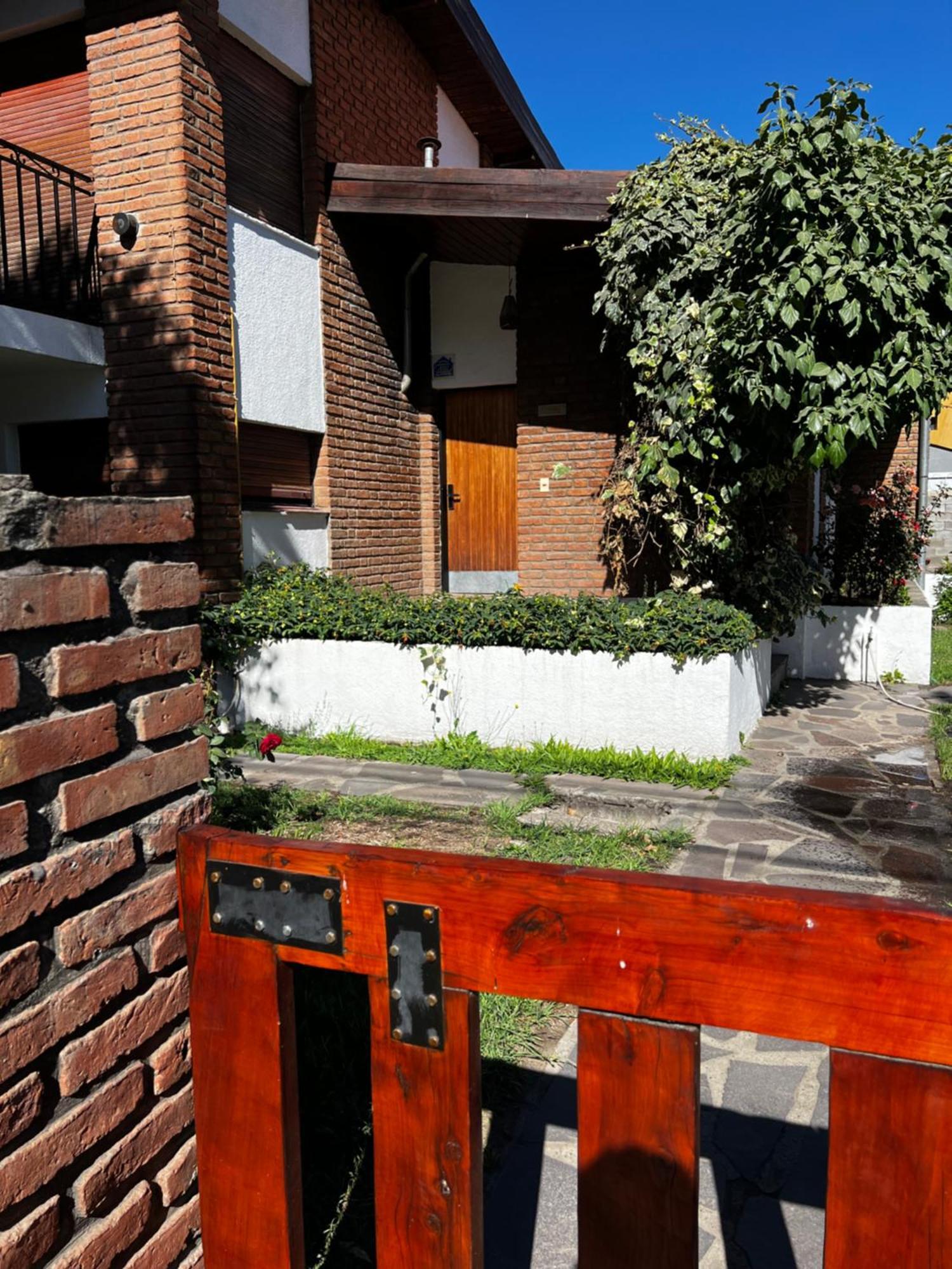 Travesia Sur Hostel El Bolson Ngoại thất bức ảnh